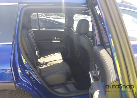 2022 Mercedes-Benz Glb 250 4Matic from USA, damaged, VIN W1N4M4HBXNW232508